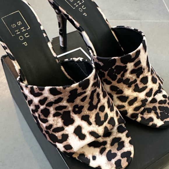NEW leopard shoes - Picture 4 of 4